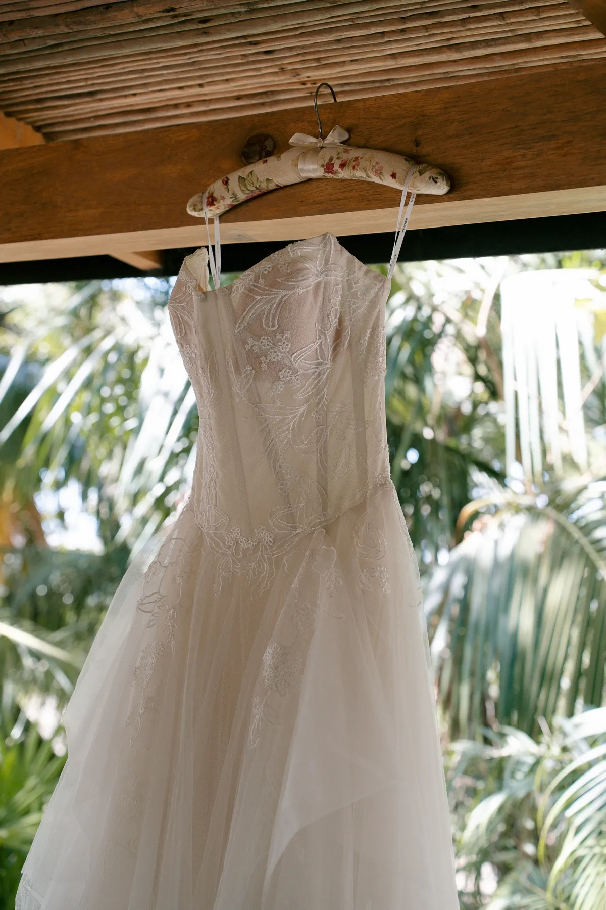Emilie & Scott, destination wedding in Nosara, Costa Rica — photo 1