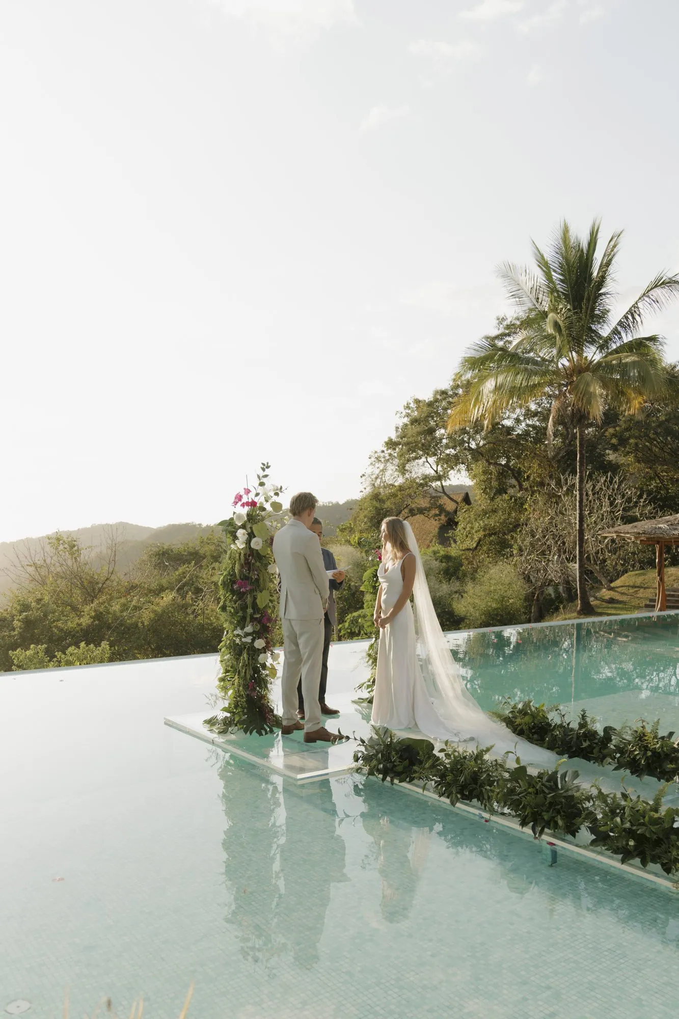 Erin & Kevin, destination wedding in Nosara, Costa Rica — photo 7