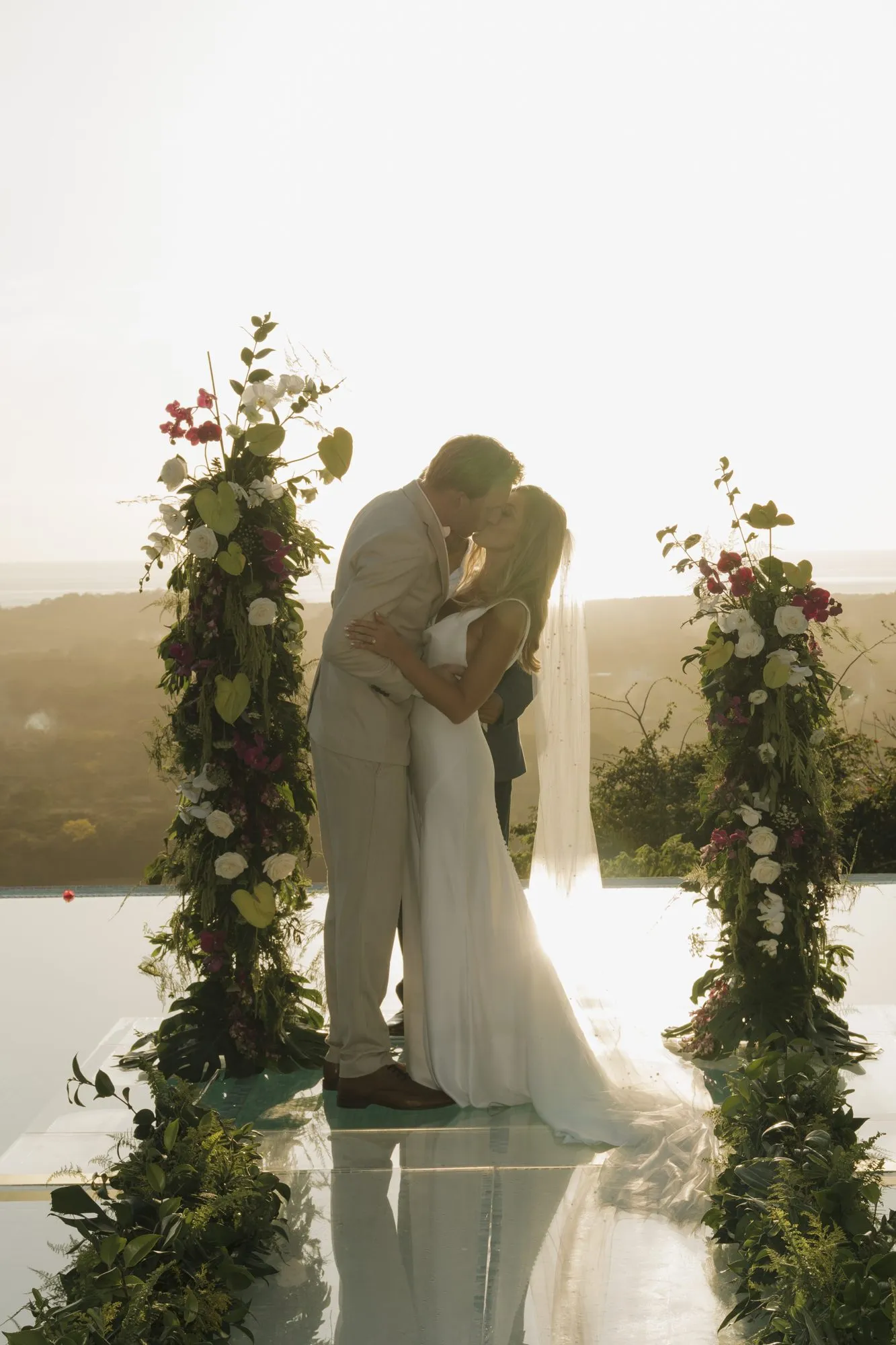Erin & Kevin, destination wedding in Nosara, Costa Rica — photo 9