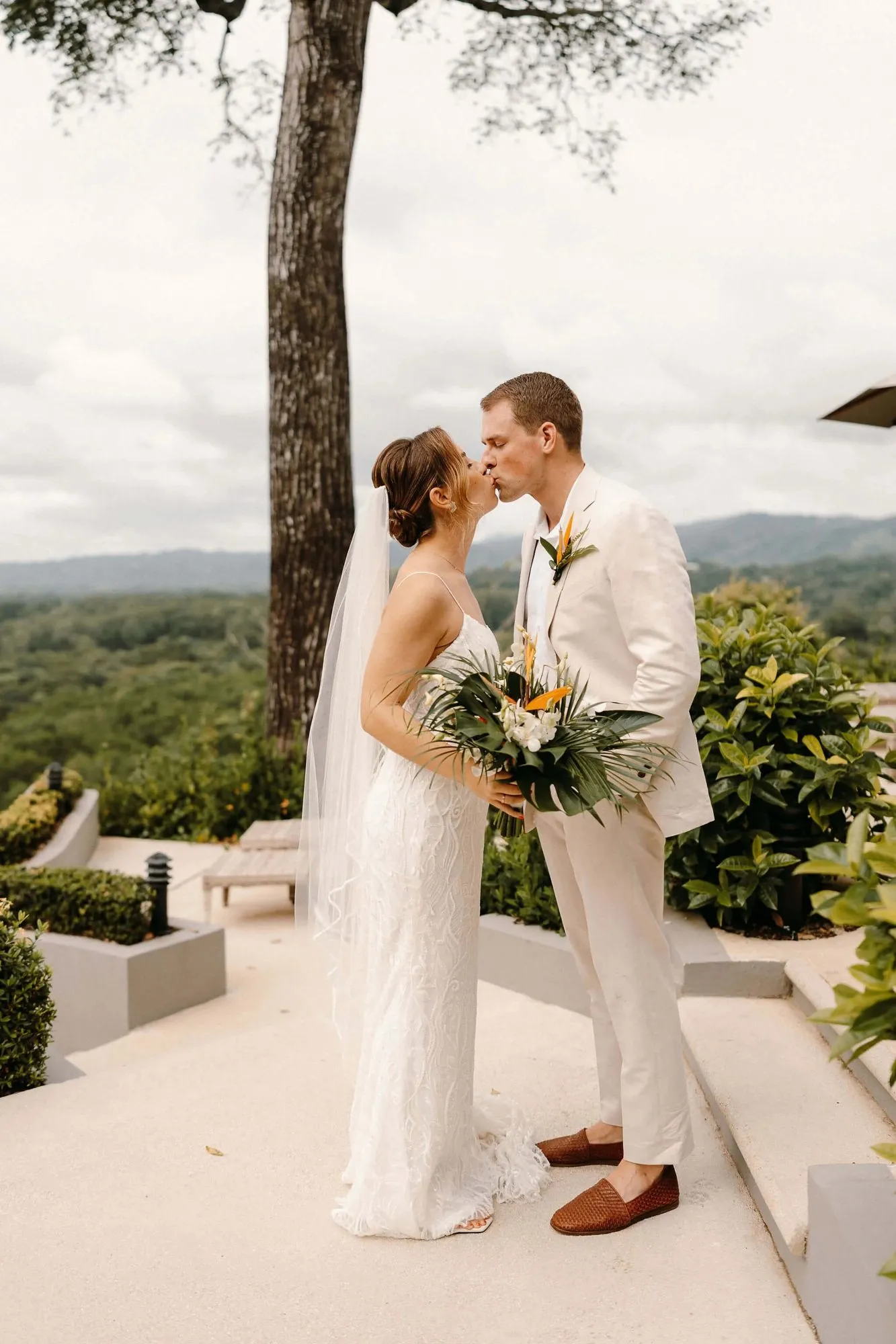 Ben & Sarah, destination wedding in Nosara, Costa Rica — photo 11